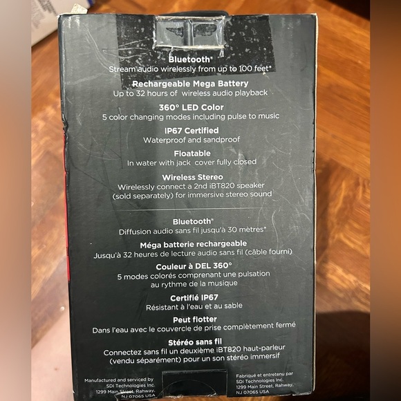 ✨host pick ✨ ihome Bluetooth portable speakers - Picture 4 of 7